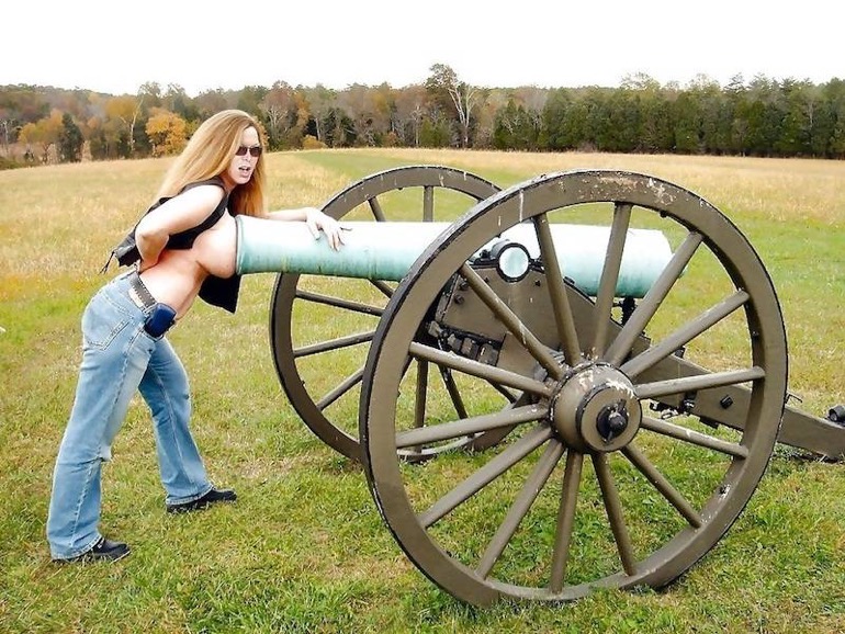 Un vrai canon cette fille ? ... 