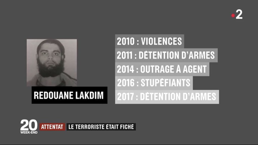 voici la bête!! toi français avec un pedigree comme lui tu as plus rien.