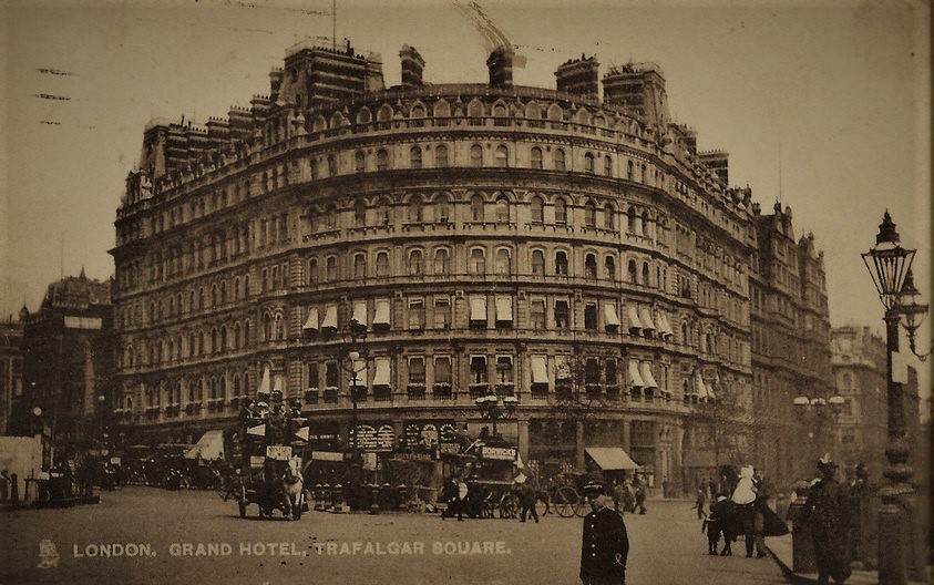  £  Grand Hôtel, Trafalgar Square, 1907