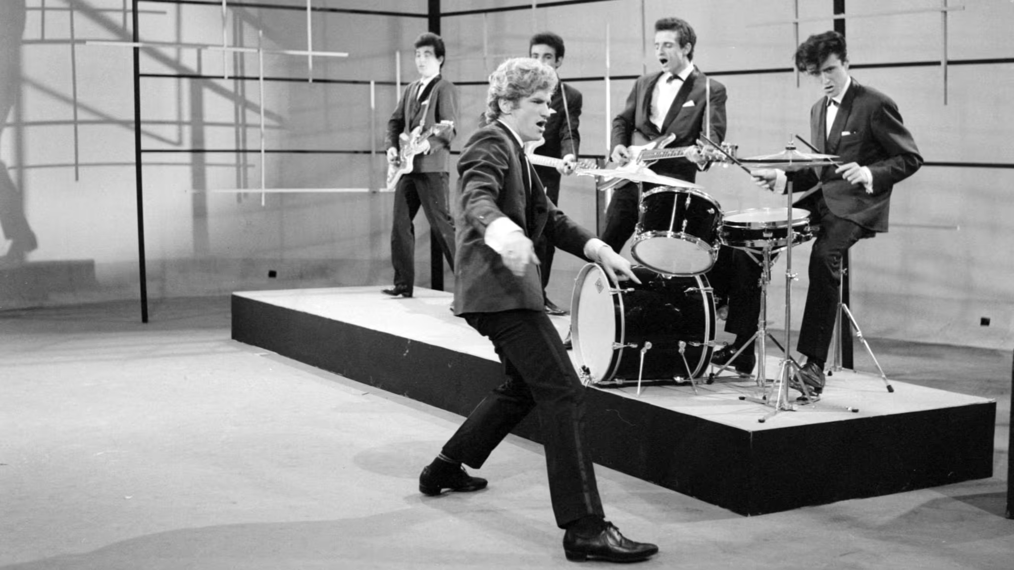 Eddy Mitchell et son groupe  Les chaussettes noires